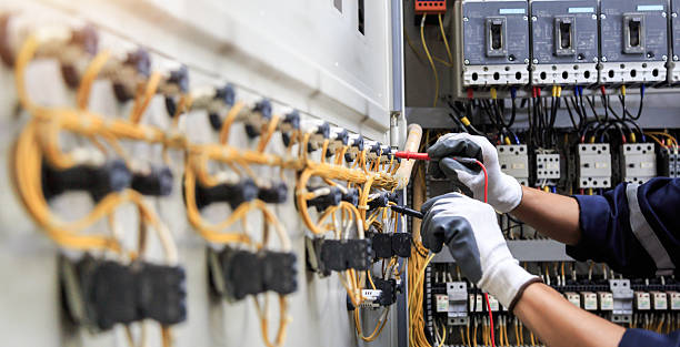 Professional Electrician technician working in Richmond, MI